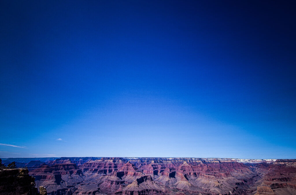 One of the most famous places to visit in Arizona : the Grand Canyon.